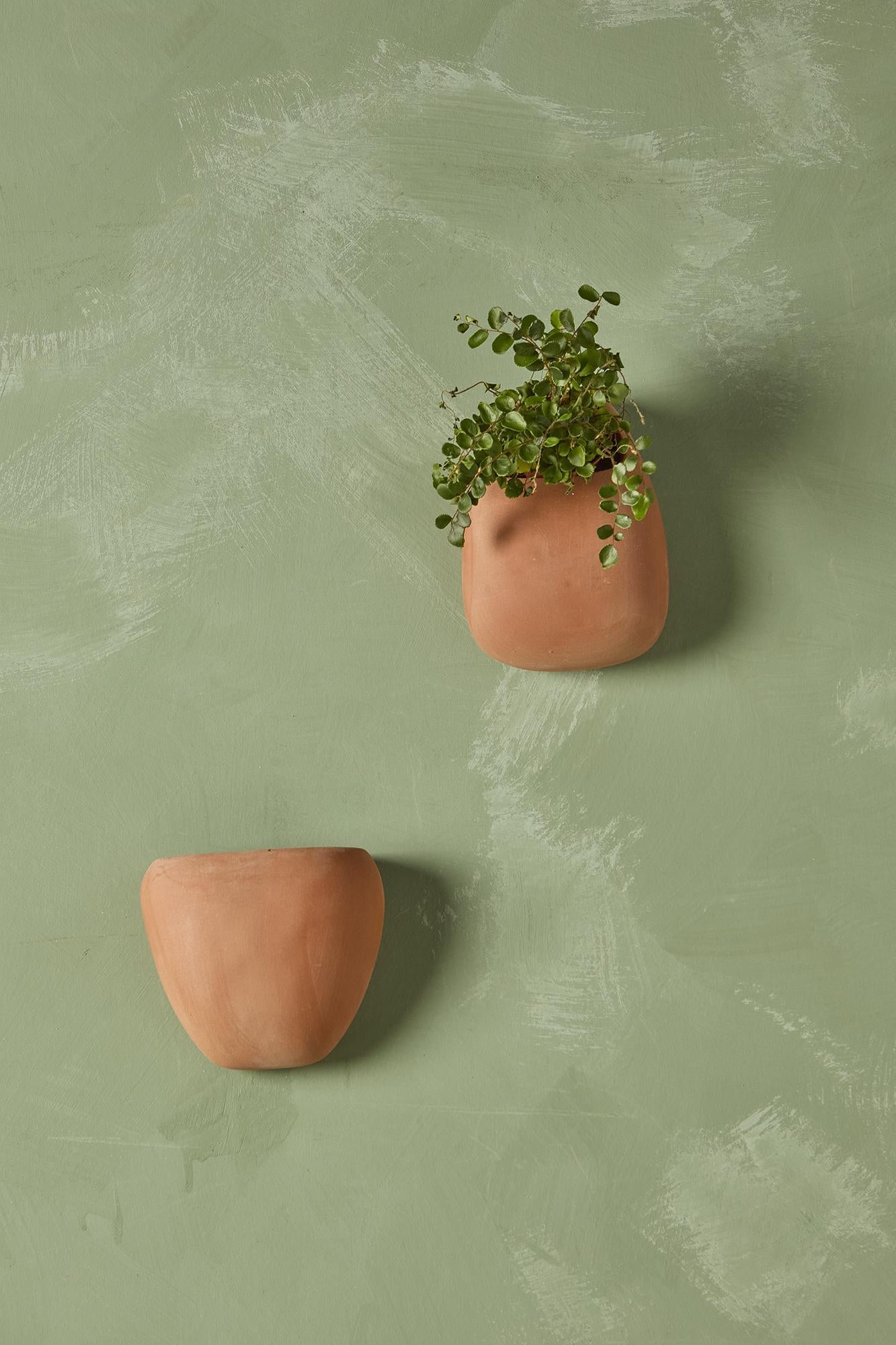 Pezzo Wall Planter